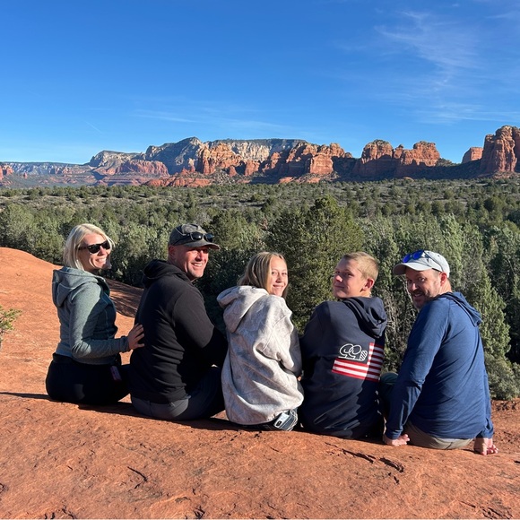 LIVE SHOW Listing - KRISTA is LIVE! Come share, shop & hang! - Picture 12 of 12